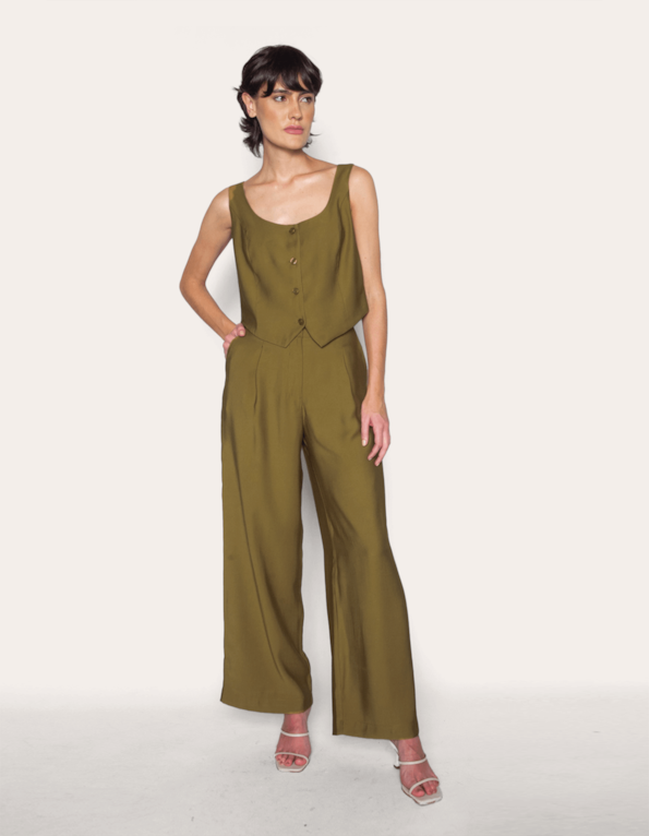 Calça pantalona alfaiataria com prega Oliva
