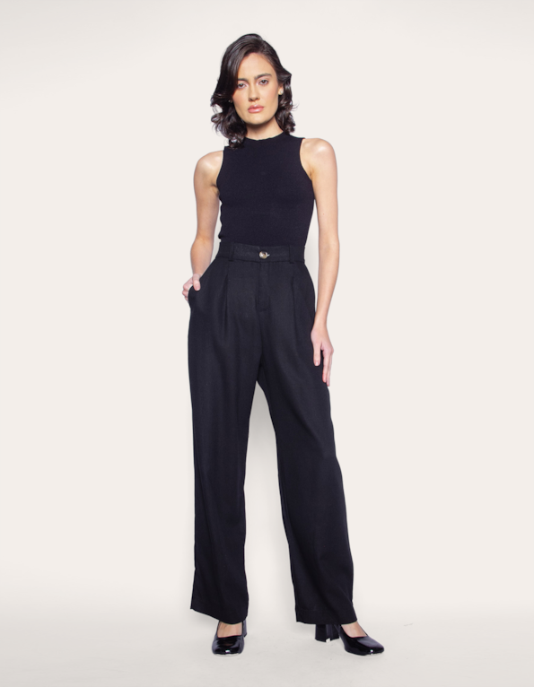 Calça pantalona alfaiataria com pregas Preto