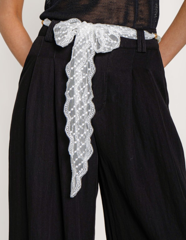 Calça pantalona cinto renda Preto