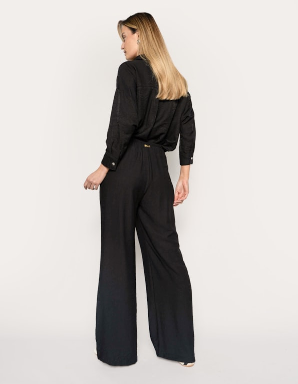 Calça pantalona com amarração