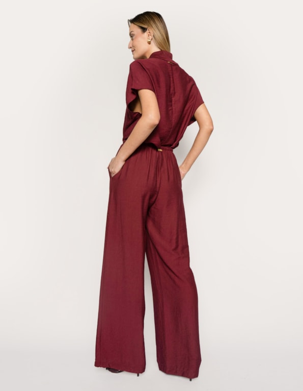 Calça pantalona com amarração