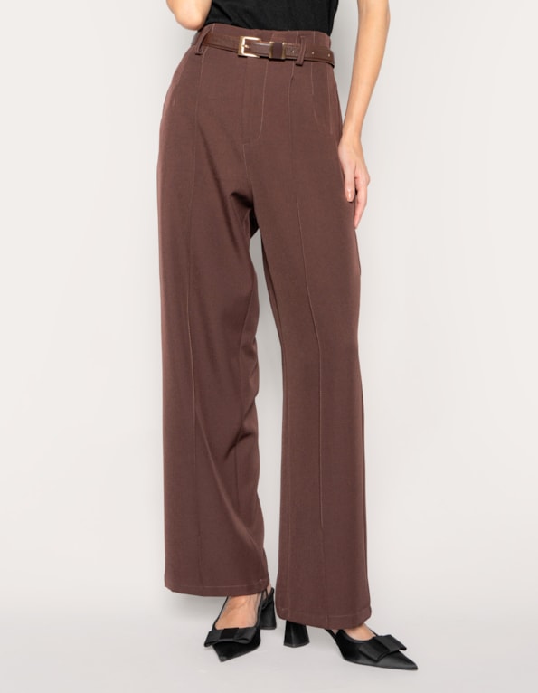 Calça pantalona com cinto