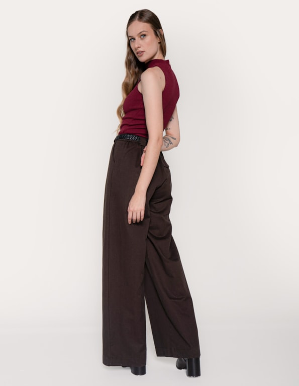 Calça pantalona com cinto/lenço