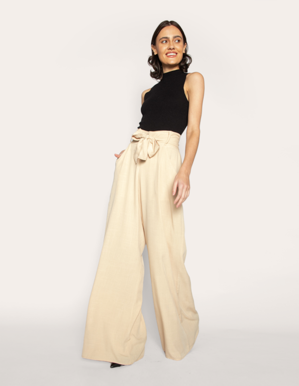 Calça pantalona com faixa Bege medio