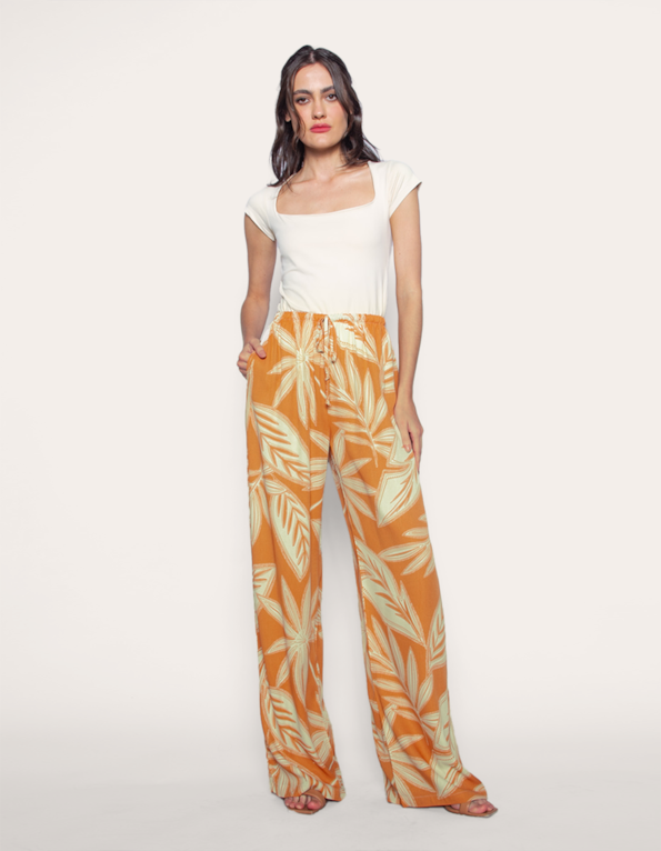 Calça pantalona de amarrar estampada