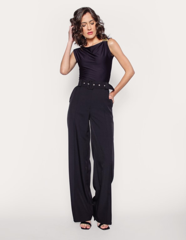 Calça pantalona friso frontal