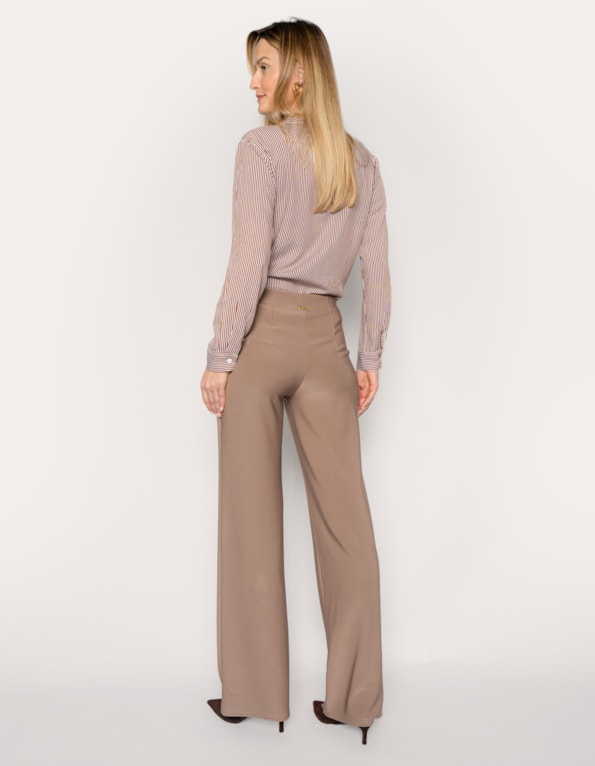 Calça pantalona slim