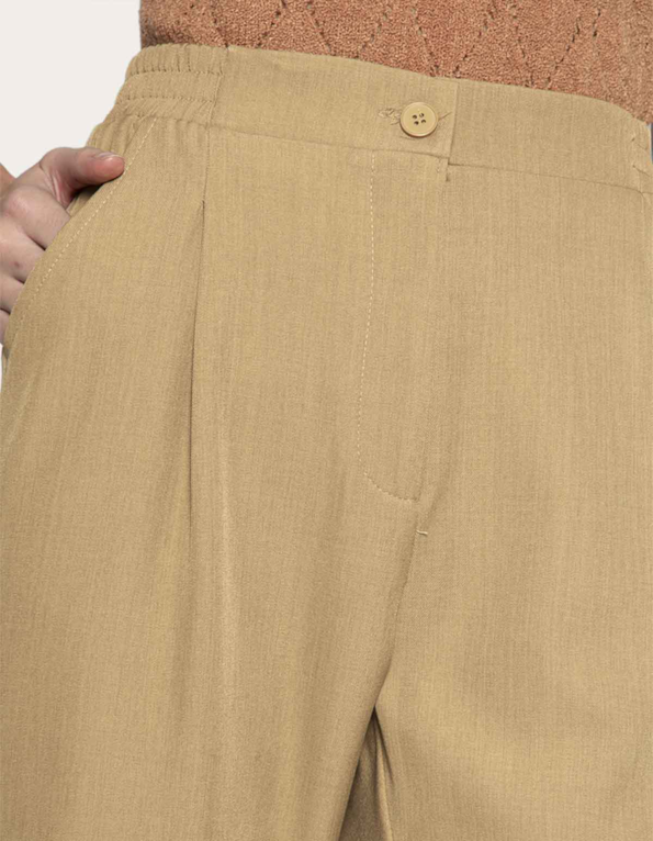 Calça reta alfaiataria Bege medio