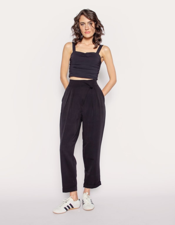 Calça reta alfaiataria Preto