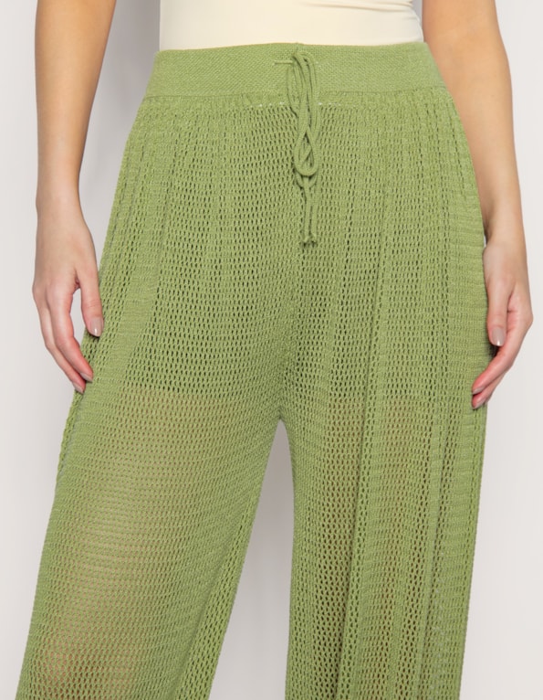 Calça tricot aladin furadinha Oliva claro