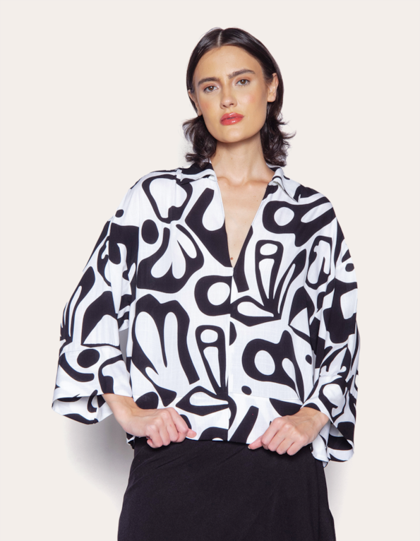 Camisa ampla estampada Abs preto