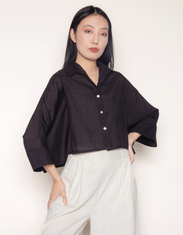 Camisa cropped ampla Preto