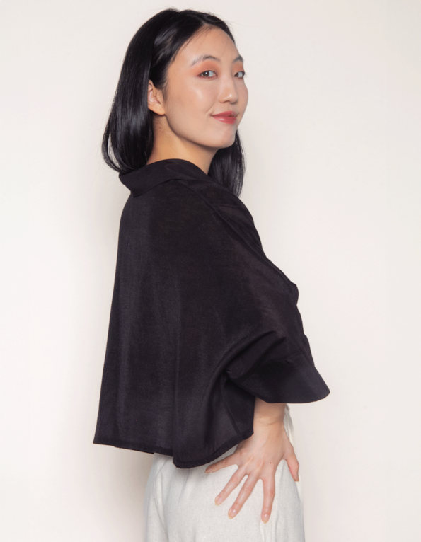 Camisa cropped ampla Preto