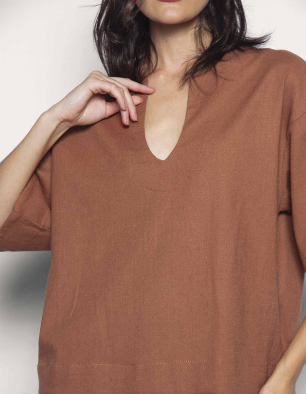 Camisa cropped linho blend Marrom