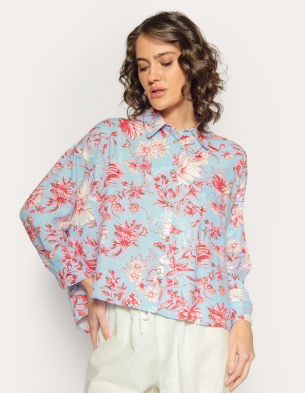Camisa manga longa ampla linho blend estampada Azul claro/rosa escuro