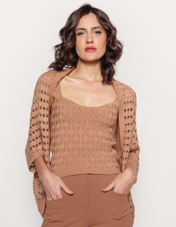 Capa tricot rendado Bege medio