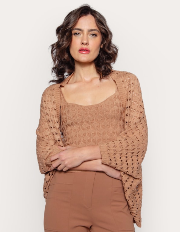Capa tricot rendado Bege medio
