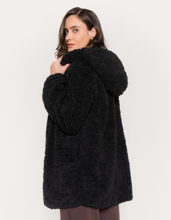 Casaco teddy com capuz