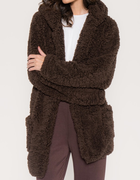 Casaco teddy com capuz