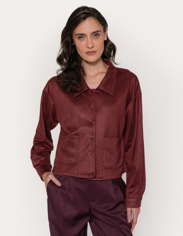 Casaqueto suede com bolsos