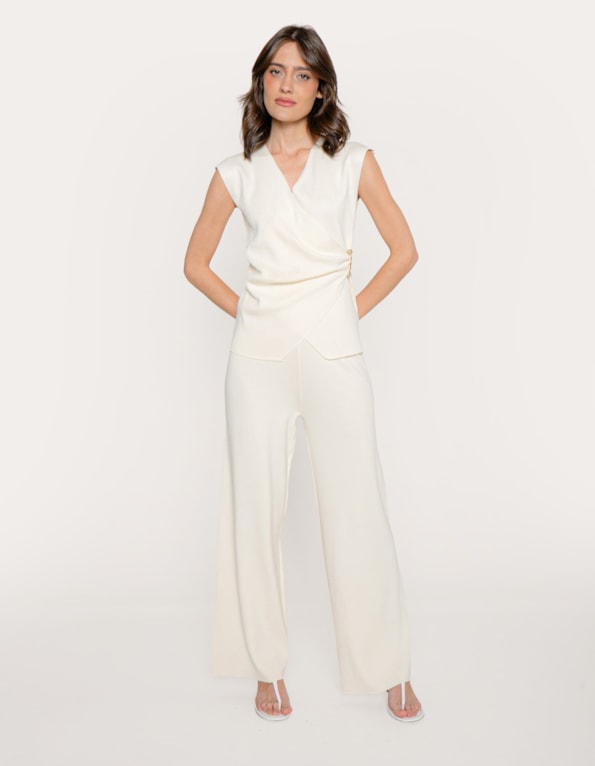 Conj blusa drapeada fivela+calça tricot Off white