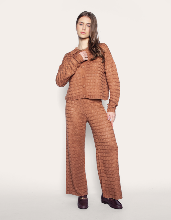 Conj blusa manga longa botões+calça pantalona tricot Marrom