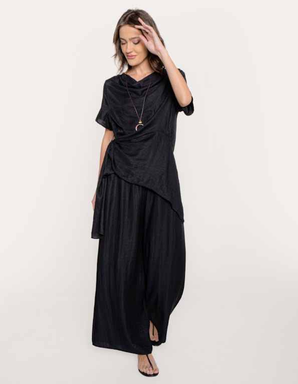 Conj tunica assimetrica drapeada+calça pantalona Preto