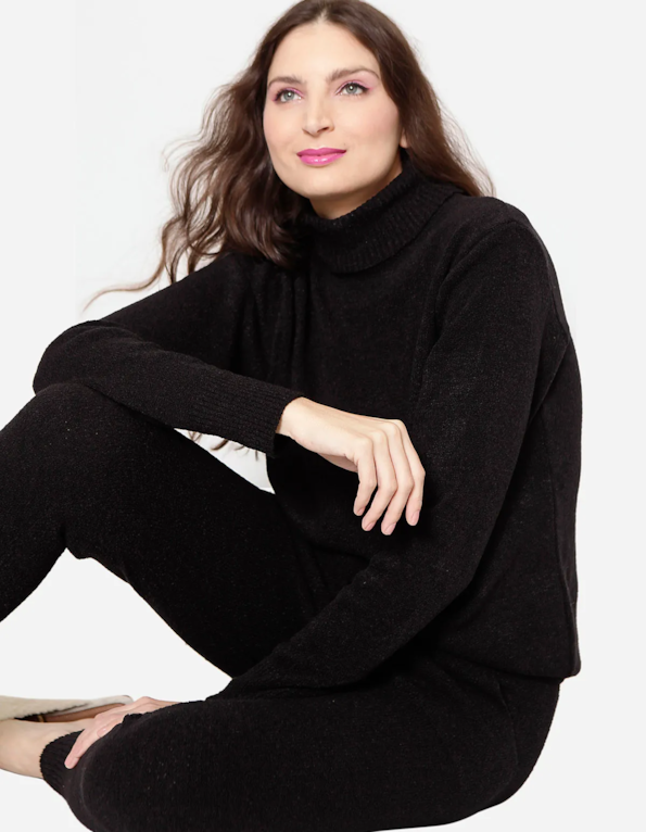 Conjunto blusa gola alta+calça tricot Preto