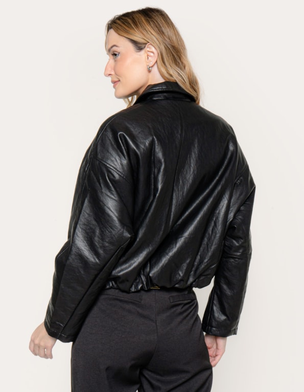 Jaqueta cropped couro eco oversized Preto