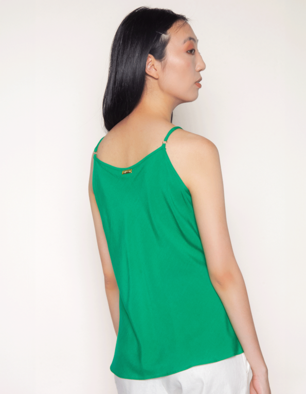 Regata alcinha decote v Verde