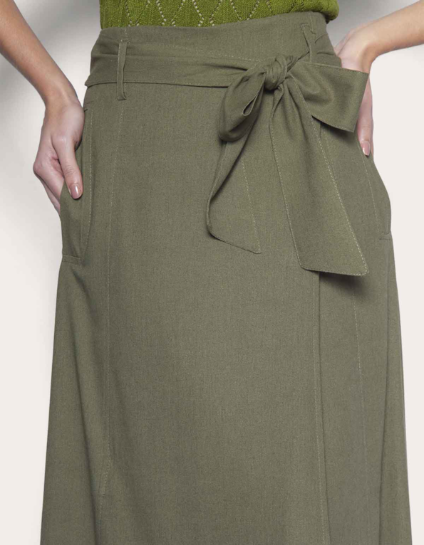Saia longa com faixa Verde militar