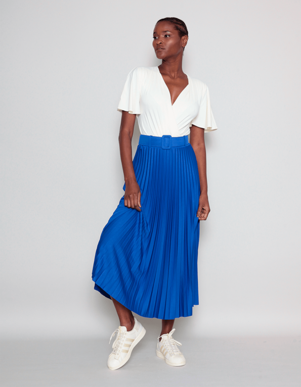 Saia maxi midi plissada com cinto