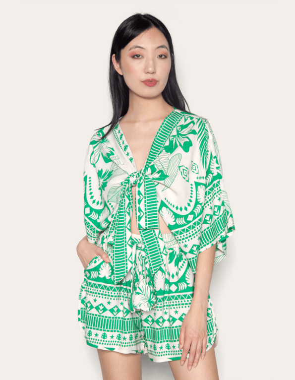 Short cós elástico estampado Trop fl verde