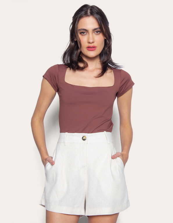 Short “Maya” de Alfaiataria em Linho Blend Bege claro