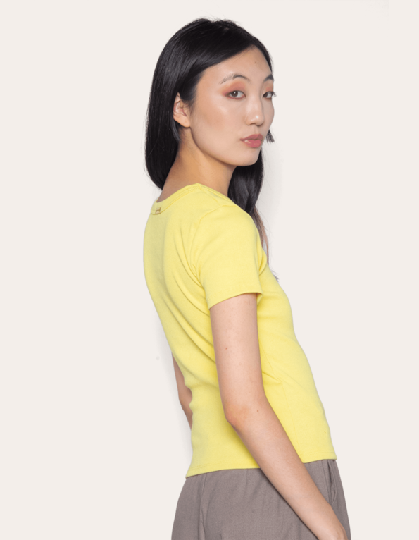 Tshirt manga curta lisa Amarelo manteiga