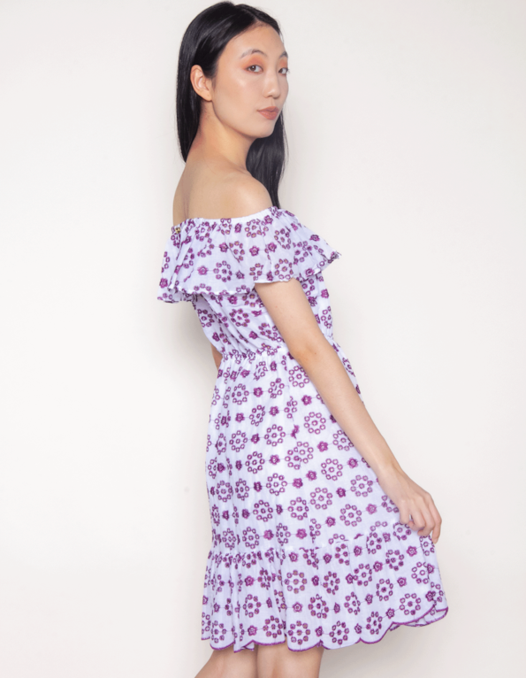 Vestido curto ciganinha laise color