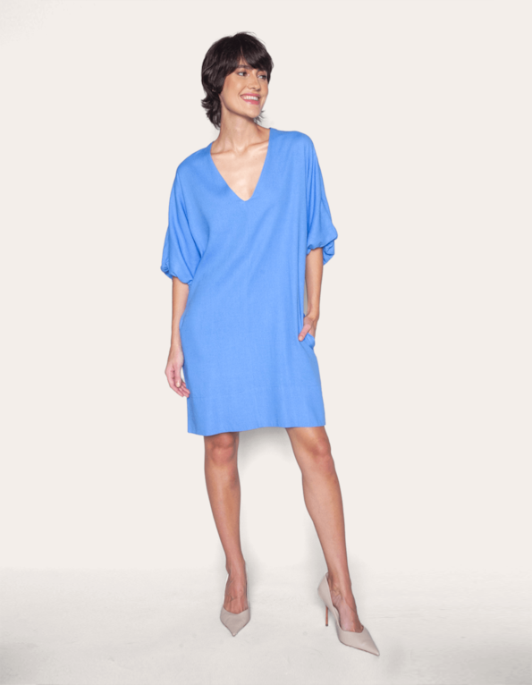 Vestido curto manga bufante