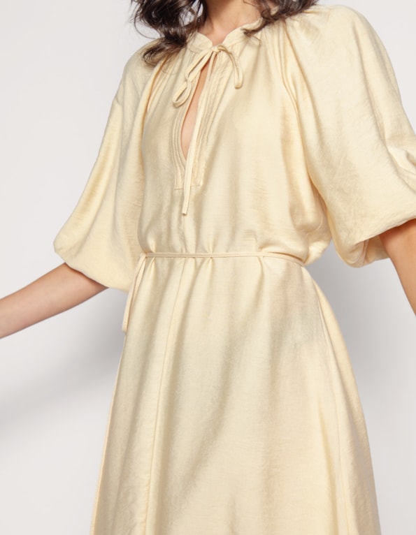 Vestido curto manga bufante Bege