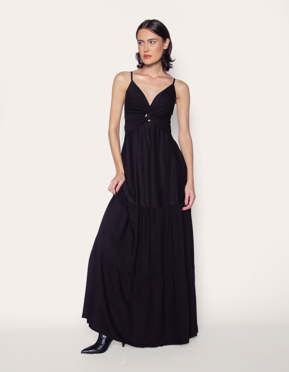 Vestido longo com recorte e alças finas preto