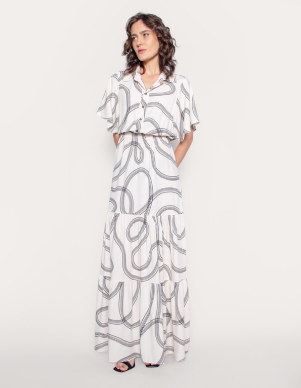 Vestido longo manga godê e gola estampado