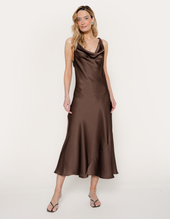 Vestido midi cetim decote degagê Marrom escuro