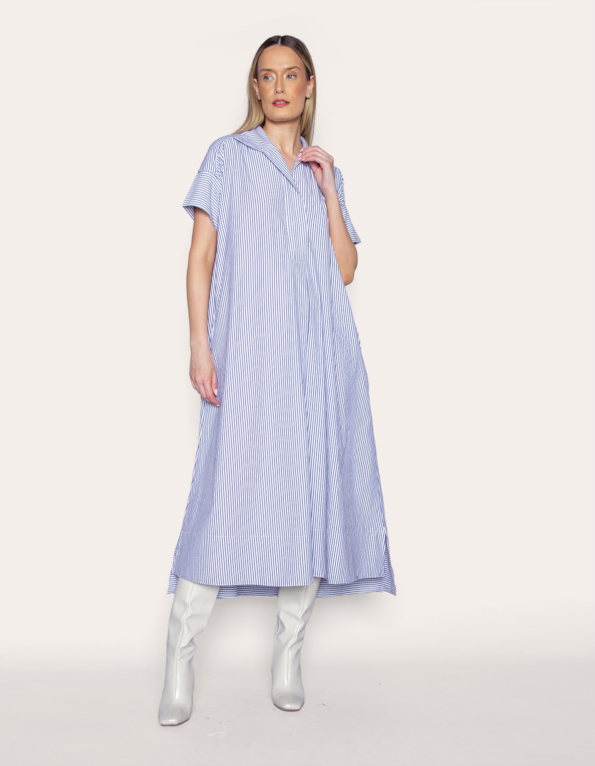Vestido midi chemise amplo listrado marinho
