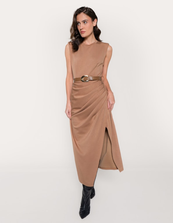 Vestido midi drapeado com cinto